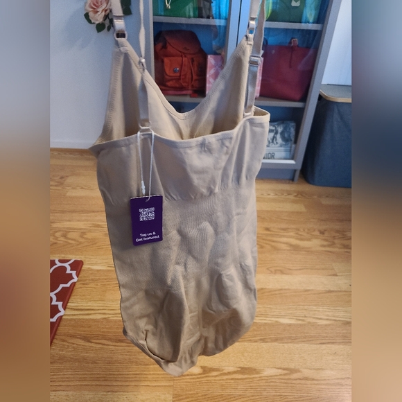 New TikTok Viral Heyshape Snatched Shapewear brief Bodysuit in Nude NWT - Picture 3 of 6